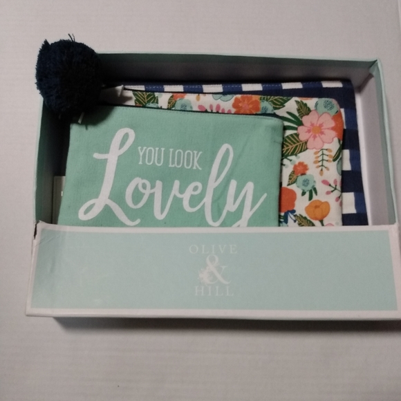 Olive & Hill Accessories - Olive & Hill Trio Pouch Set ( You Look Lovely Toda